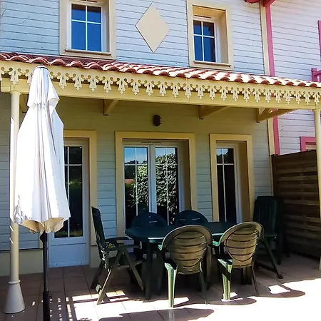 Golf Sauvignon 13 Holiday home